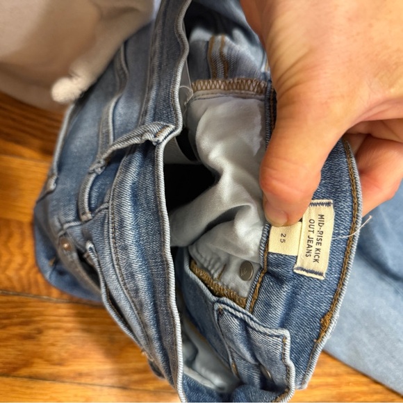 MADEWELL Mid-Rise Kick Out Women's Jeans. Vintage Blue. Size 25 - Picture 6 of 10